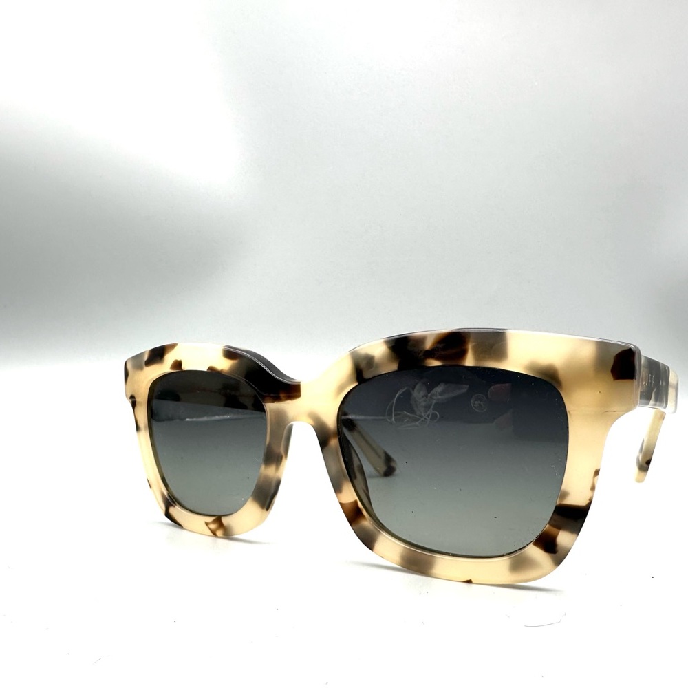 Diff Eyeware Carson Sunglasses Oversized Tortoise… - image 1